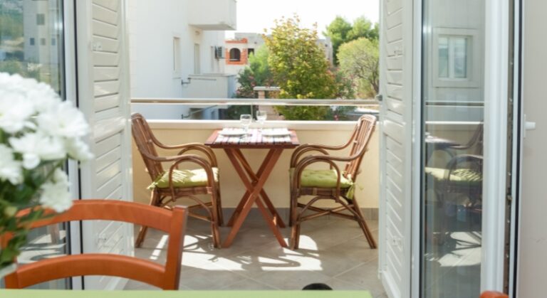 Cómo decorar una terraza pequeña y sacarle todo el partido